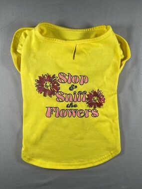 Yellow Dog Tee - 'Stop & Sniff the Flowers' Graphic